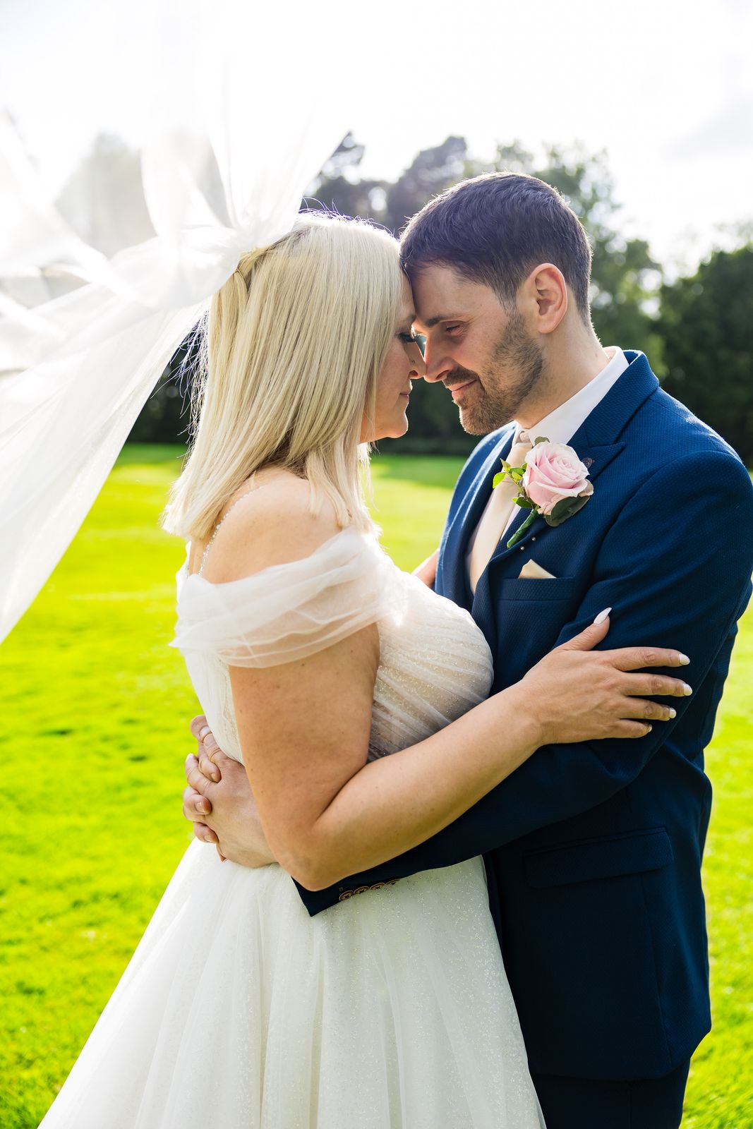 Wedding photography at The Warren Estate by Wedding Video Essex